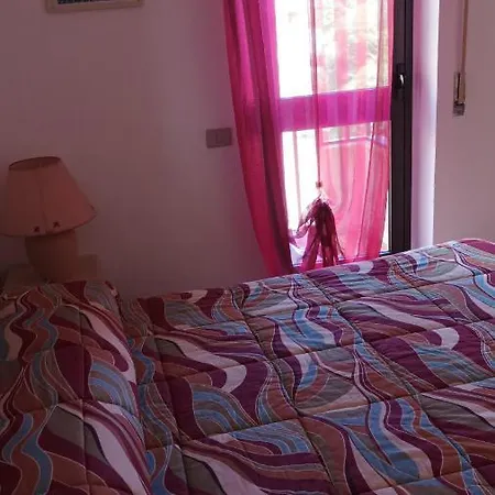 מלון Scano Comfort 3*