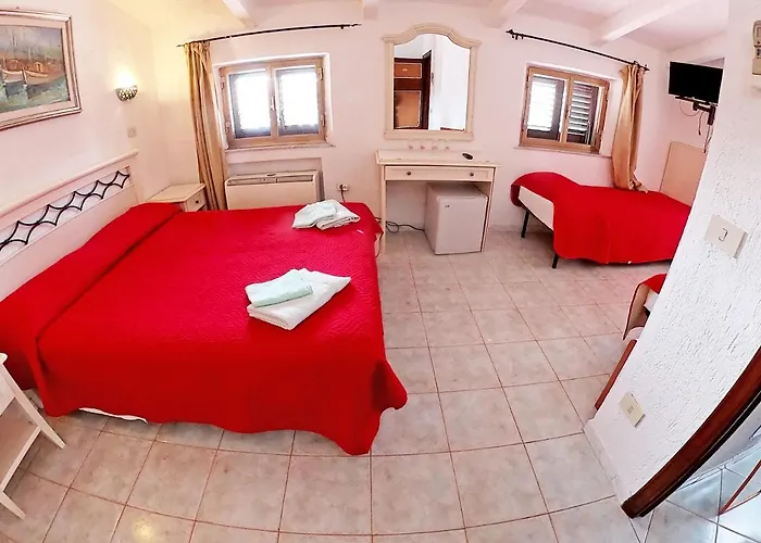 Scano Comfort 3* Santa Teresa Gallura